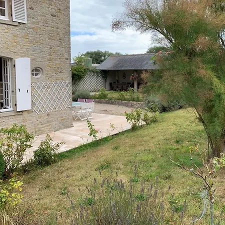 La Cour D'audouville * Audouville-la-Hubert